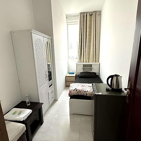 Corniche Street - Superb Lovely Room Αμπού Ντάμπι Εξωτερικό φωτογραφία