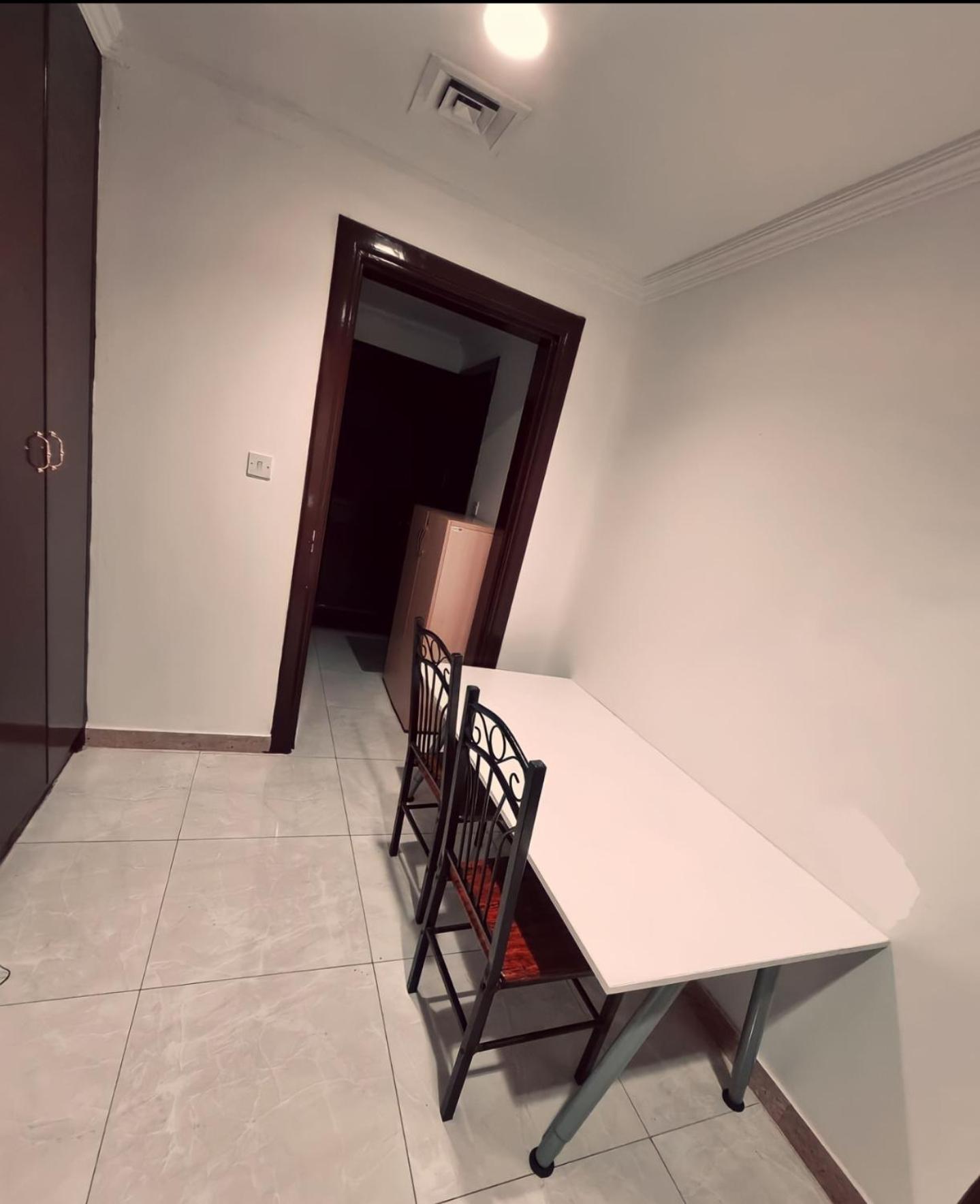 Corniche Street - Superb Lovely Room Αμπού Ντάμπι Εξωτερικό φωτογραφία